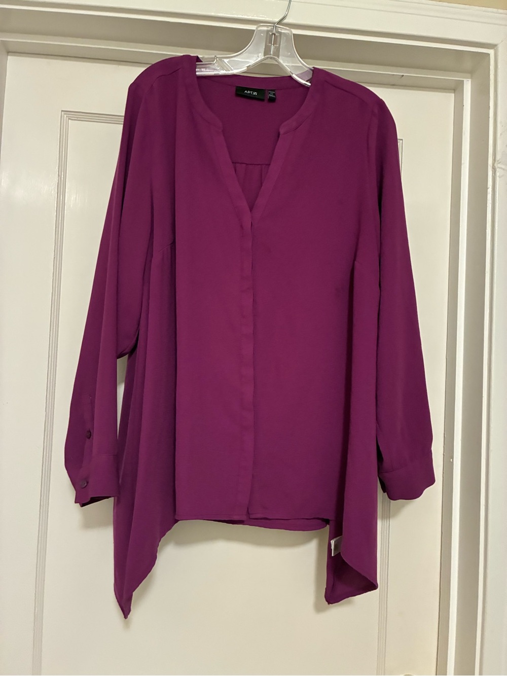 Apt. 9 Women's Magenta Split-Hem V-Neck Blouse